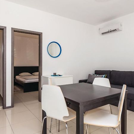 Nice Apartment In Mandre With Wifi المظهر الخارجي الصورة